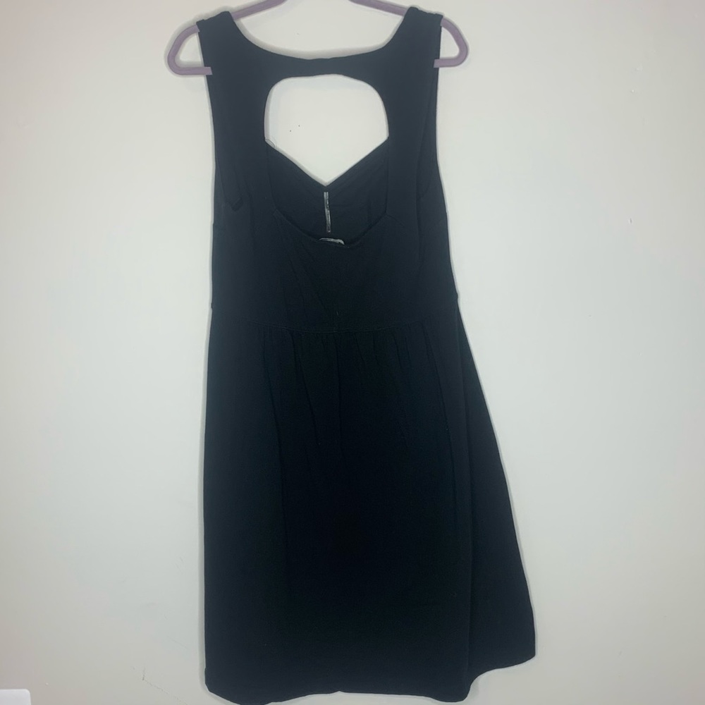 BLACK DRESS - Picture 3 of 3